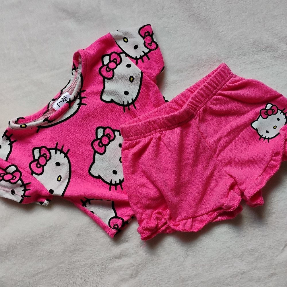 Super Cute 2 Piece Hello Kitty Crop Top & Shorts Set | Sanrio Hot Pink | 24M